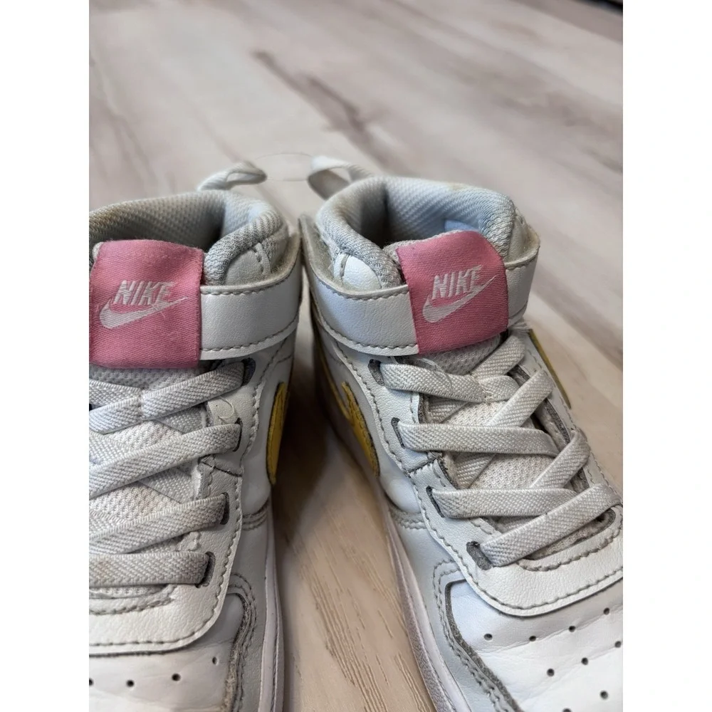 Nike Court Borough Mid 2 Girls shoes in white with gold and pink‎ accents 9.5C